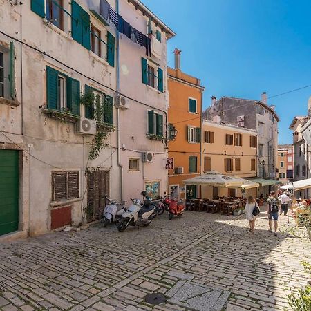 Heritage De Amicis Apartment Rovigno Esterno foto