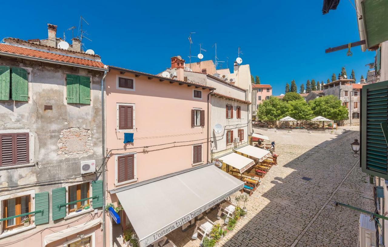 Heritage De Amicis Apartment Rovigno Esterno foto